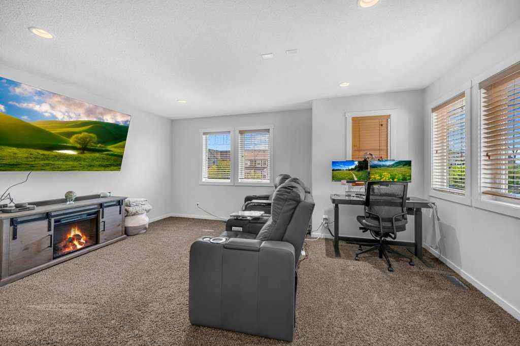 MLS® A2253628 - 1186 Kings Heights Way SE in Kings Heights Airdrie, Residential