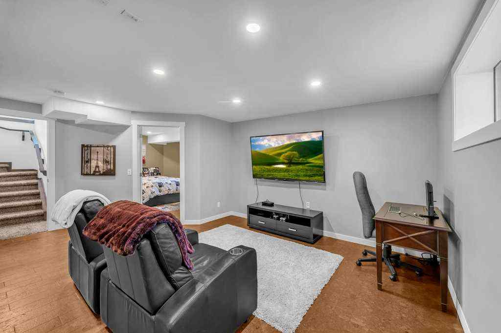 MLS® A2253628 - 1186 Kings Heights Way SE in Kings Heights Airdrie, Residential