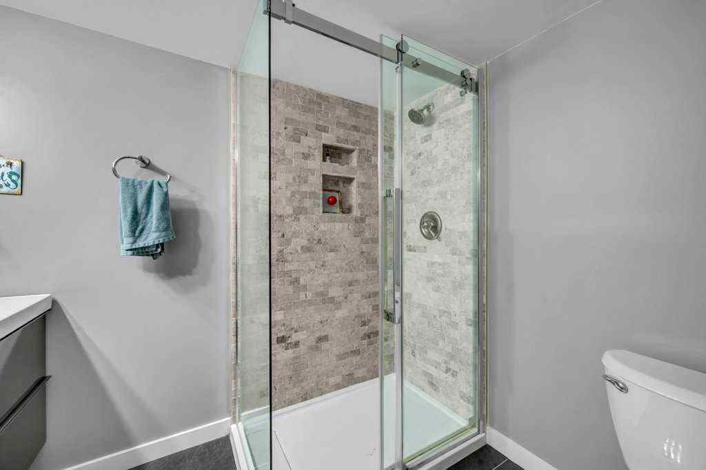 MLS® A2253628 - 1186 Kings Heights Way SE in Kings Heights Airdrie, Residential