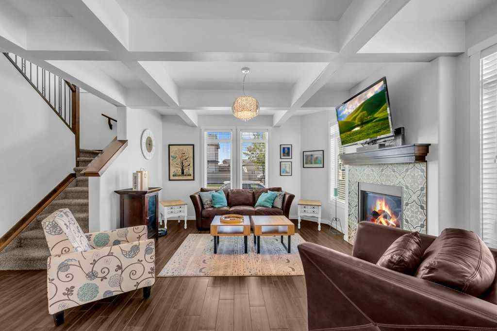 MLS® A2253628 - 1186 Kings Heights Way SE in Kings Heights Airdrie, Residential