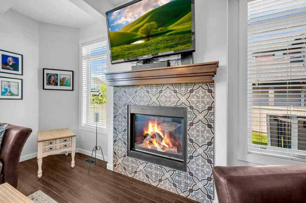 MLS® A2253628 - 1186 Kings Heights Way SE in Kings Heights Airdrie, Residential