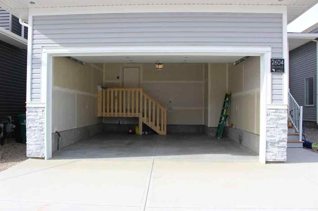 MLS® A2253634 - 2604 45 Street S in NONE Lethbridge, Residential