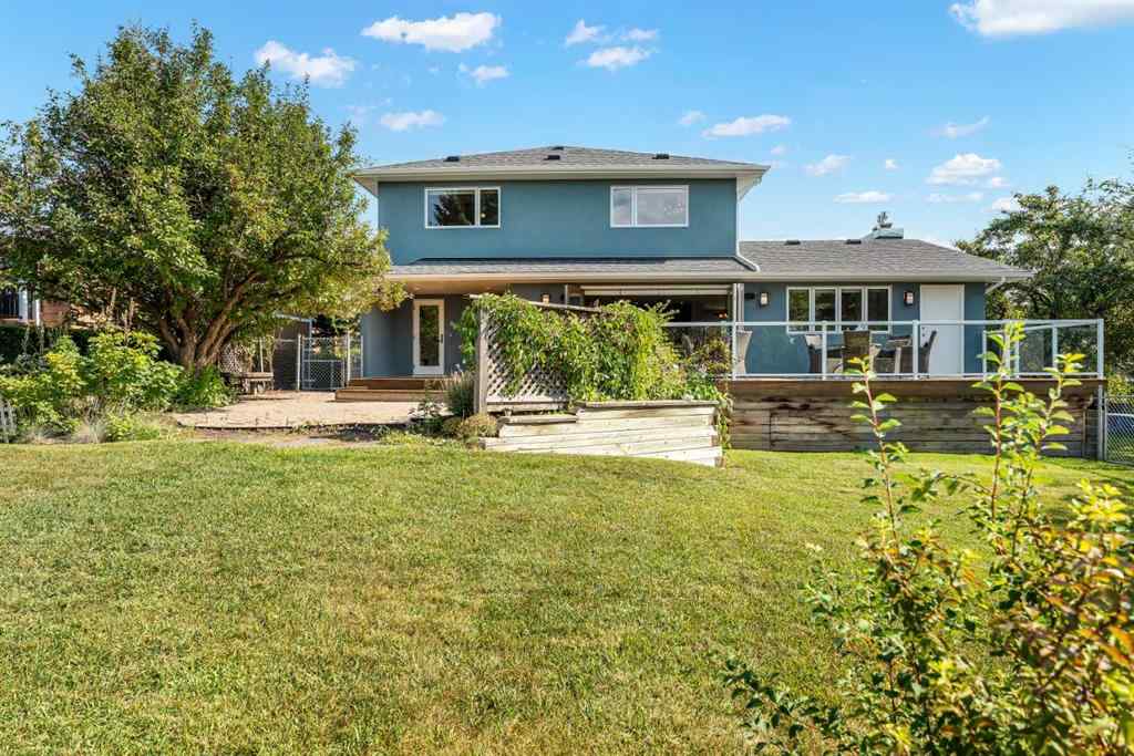 MLS® A2253639 - 5444 Varsity Drive NW in Varsity Calgary, Residential