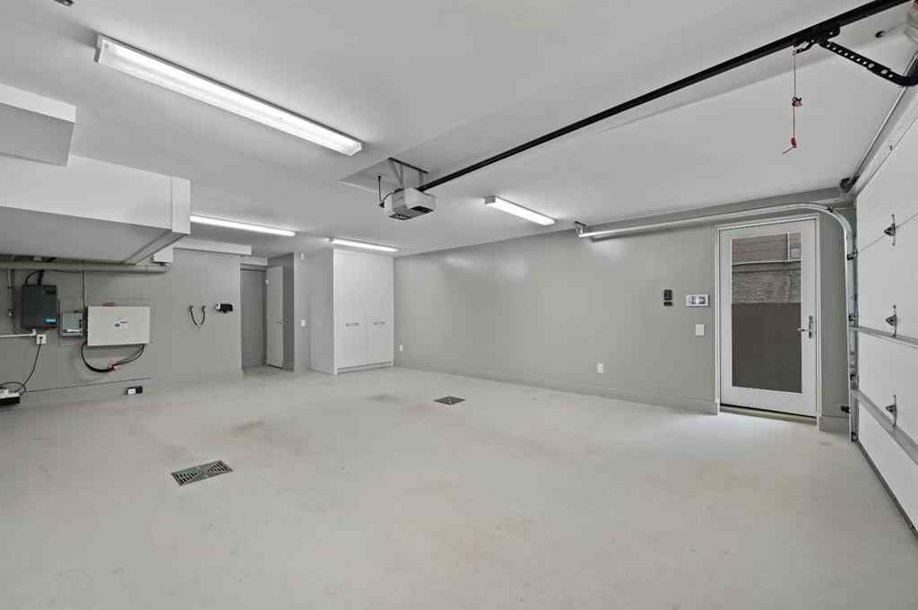 MLS® A2253643 - 530 Crescent Road NW in Rosedale Calgary, Residential