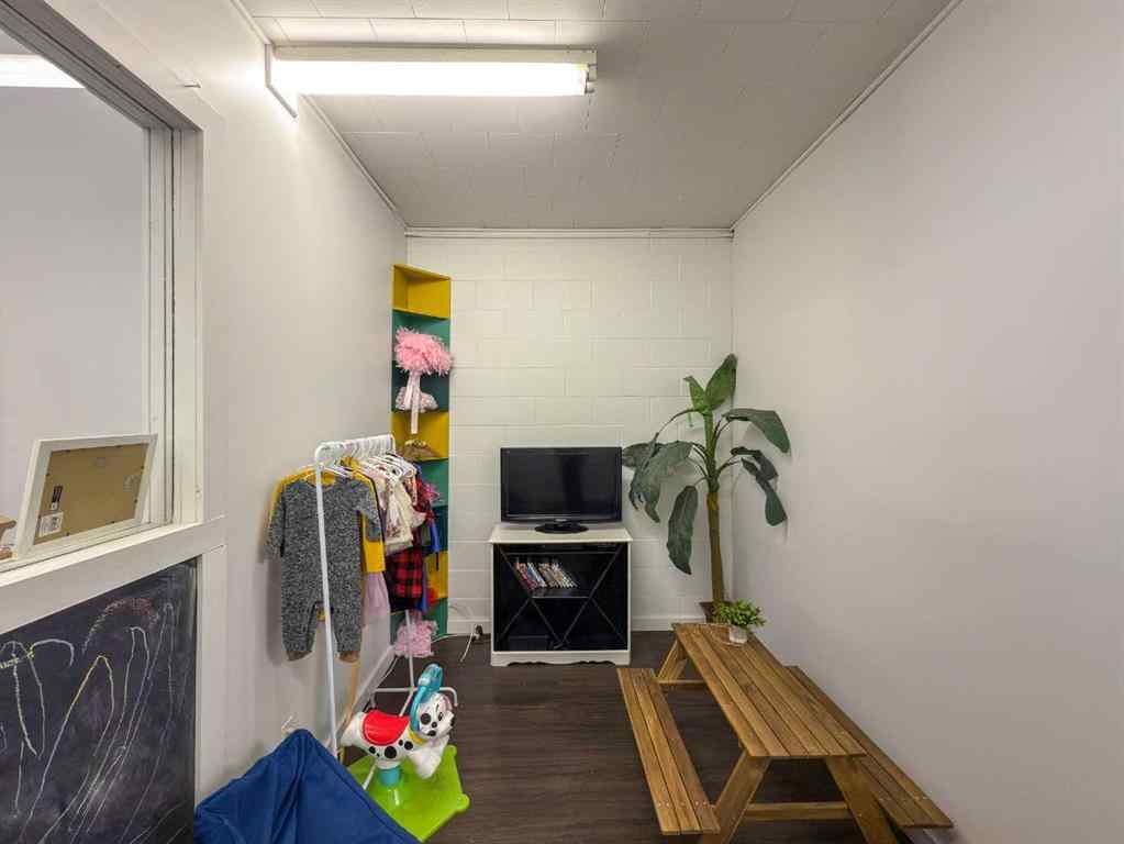 MLS® A2253645 - 4909, 4911, 4913 50 Street   in NONE Rocky Mountain House, Commercial