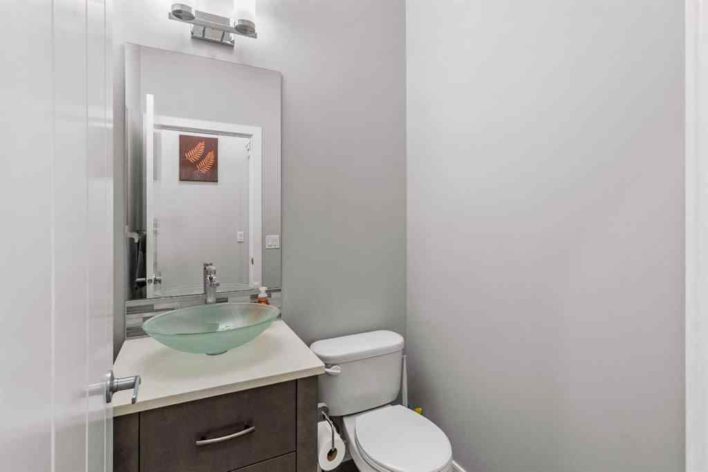 MLS® A2253647 - 562 Silverado Boulevard SW in Silverado Calgary, Residential