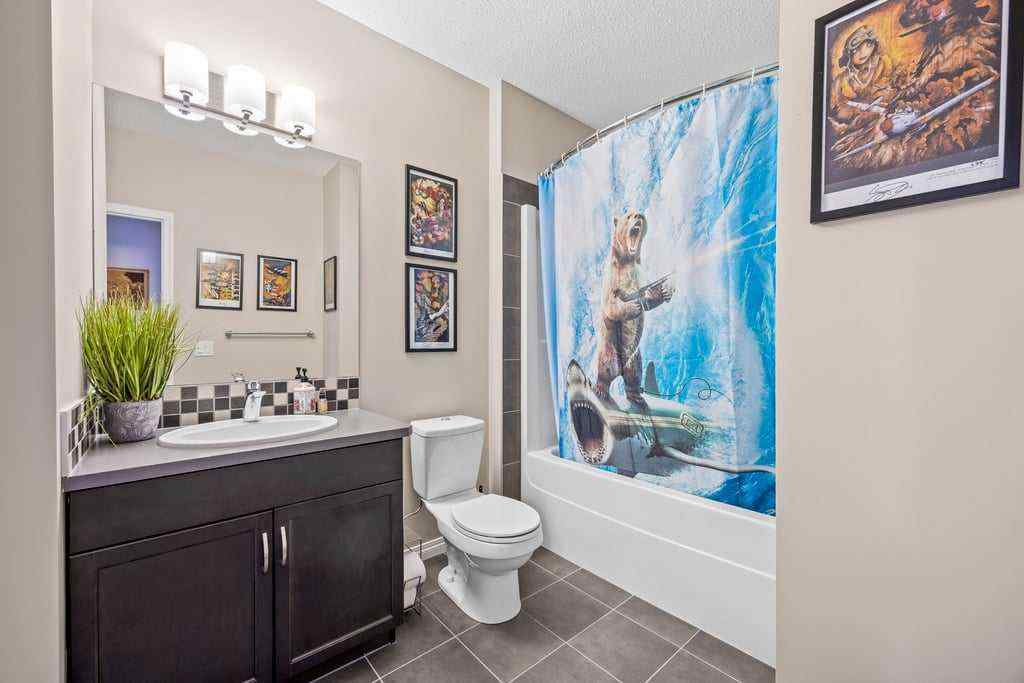 MLS® A2253650 - 512 River Heights Green  in River Song Cochrane, Residential