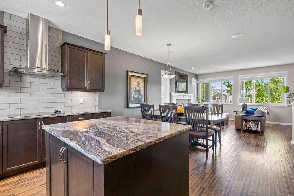 MLS® A2253650 - 512 River Heights Green  in River Song Cochrane, Residential