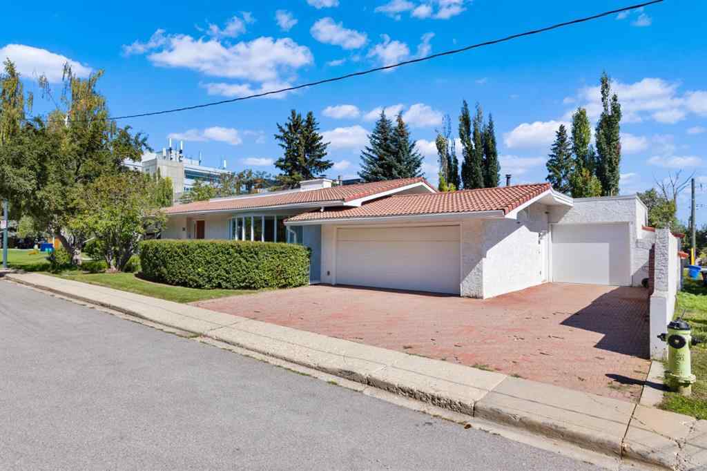 MLS® A2253652 - 20 Windsor Crescent SW in Windsor Park Calgary, Residential