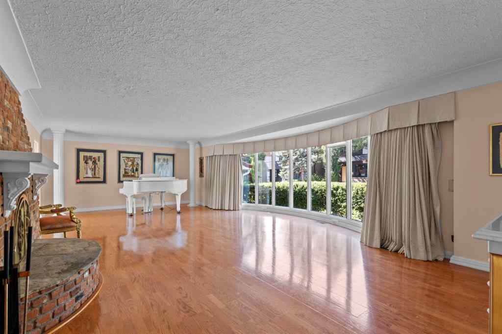 MLS® A2253652 - 20 Windsor Crescent SW in Windsor Park Calgary, Residential