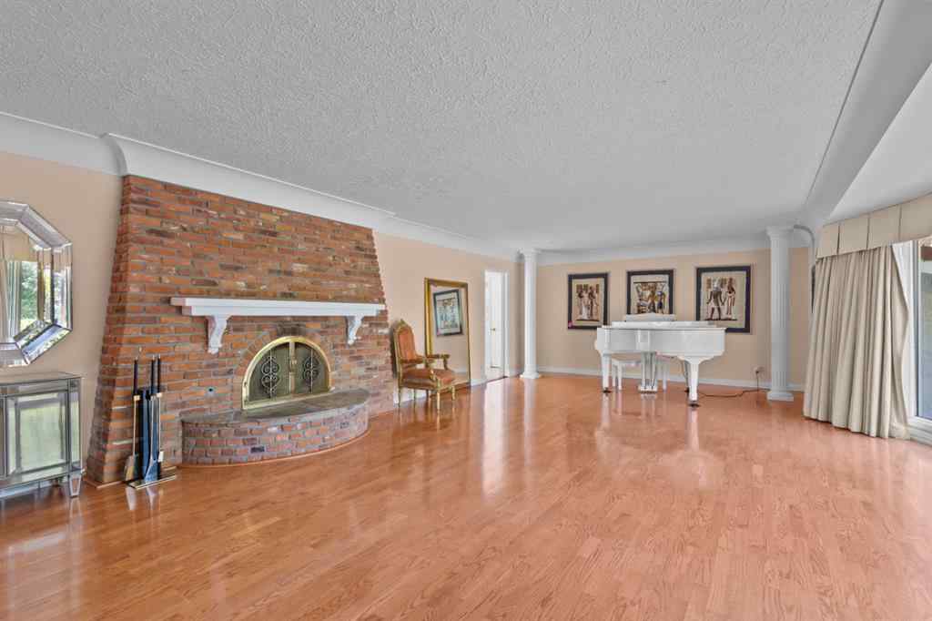 MLS® A2253652 - 20 Windsor Crescent SW in Windsor Park Calgary, Residential