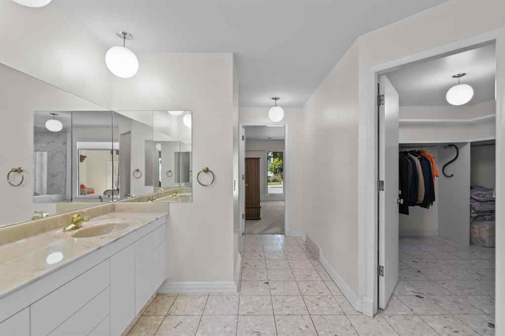 MLS® A2253652 - 20 Windsor Crescent SW in Windsor Park Calgary, Residential