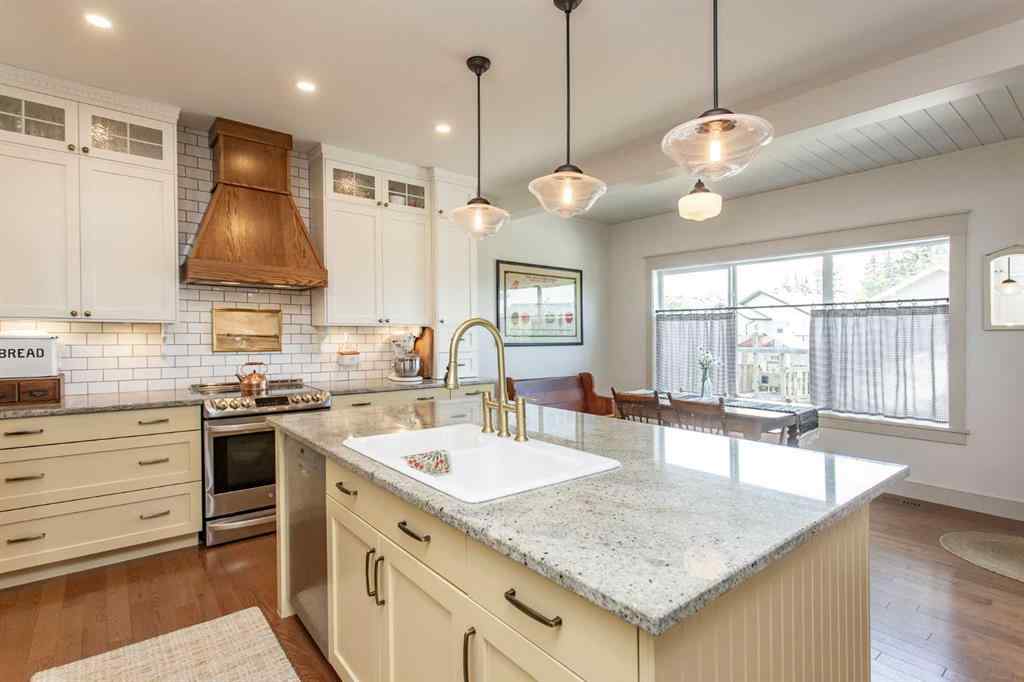 MLS® A2253653 - 32 Carter Close  in Clearview Ridge Red Deer, Residential
