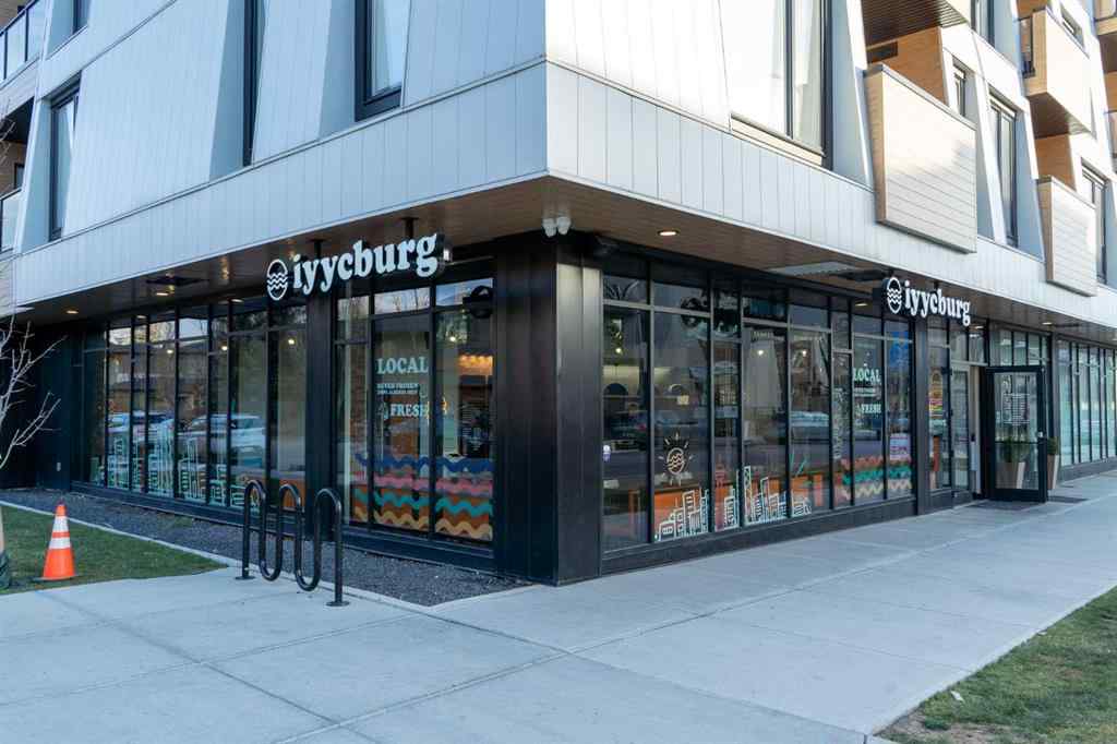 MLS® A2253662 - 2231 2 Avenue NW in West Hillhurst Calgary, Residential