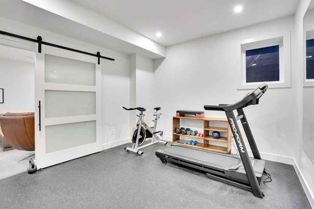 MLS® A2253669 - 1414 3 Street NW in Crescent Heights Calgary, Residential