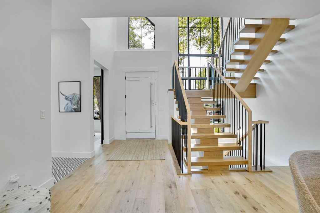 MLS® A2253669 - 1414 3 Street NW in Crescent Heights Calgary, Residential