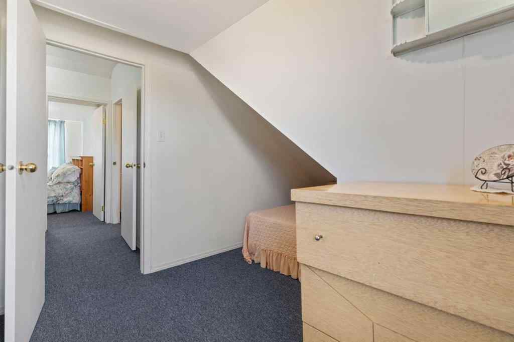 MLS® A2253670 - 307 Manning Avenue  in Heisler Heisler, Residential