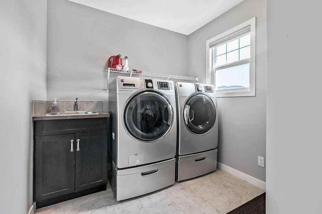 MLS® A2253671 - 120 Westland View  in Westridge Okotoks, Residential