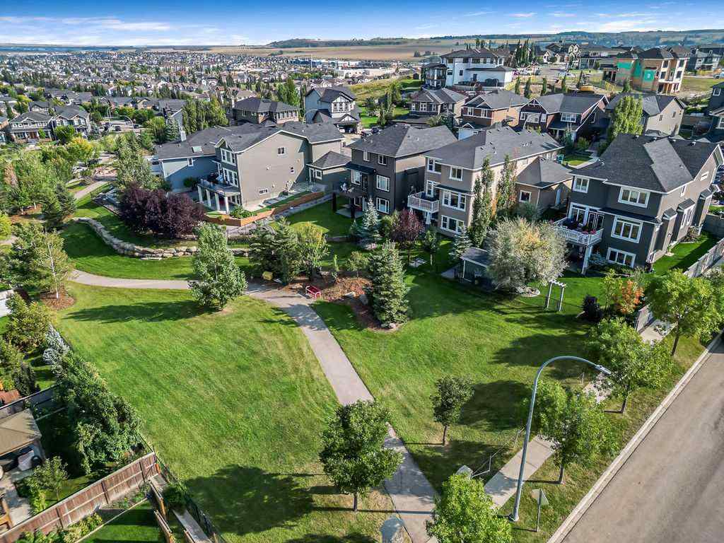 MLS® A2253671 - 120 Westland View  in Westridge Okotoks, Residential