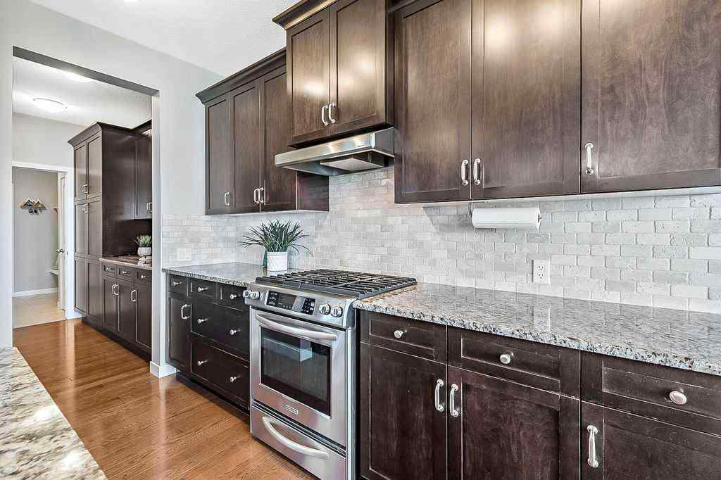 MLS® A2253671 - 120 Westland View  in Westridge Okotoks, Residential