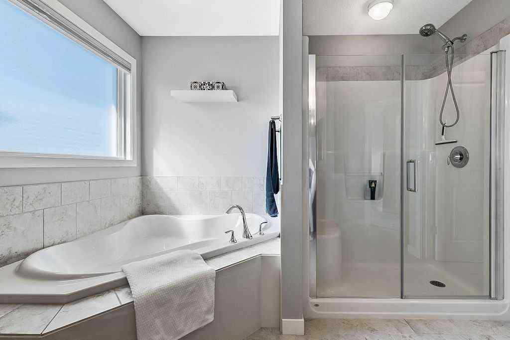 MLS® A2253671 - 120 Westland View  in Westridge Okotoks, Residential