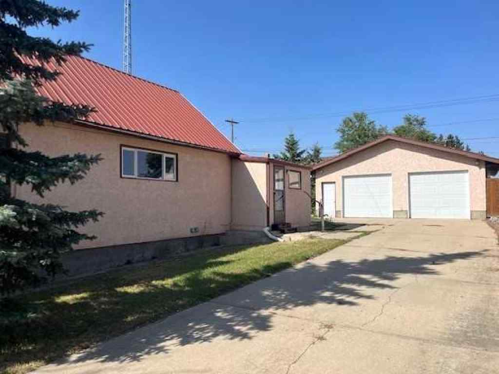MLS® A2253676 - 420 Main Street NW in NONE Trochu, Residential