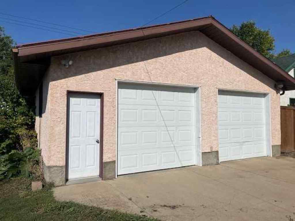 MLS® A2253676 - 420 Main Street NW in NONE Trochu, Residential