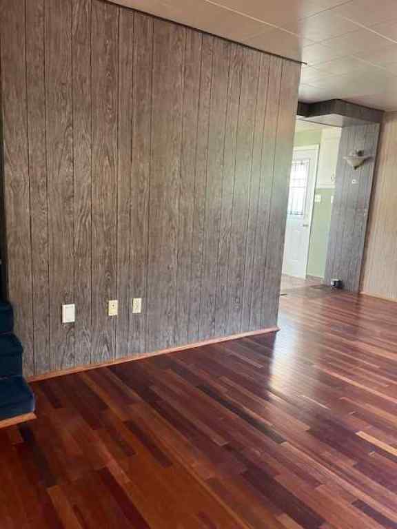 MLS® A2253676 - 420 Main Street NW in NONE Trochu, Residential