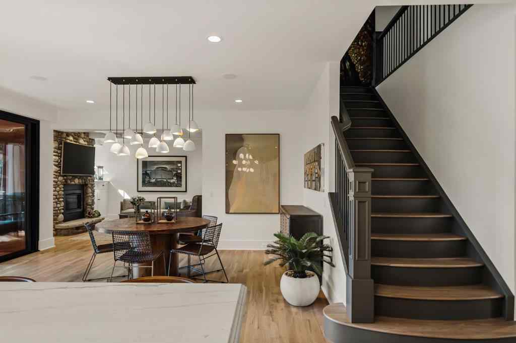 MLS® A2253679 - 3025 3 Street SW in Roxboro Calgary, Residential