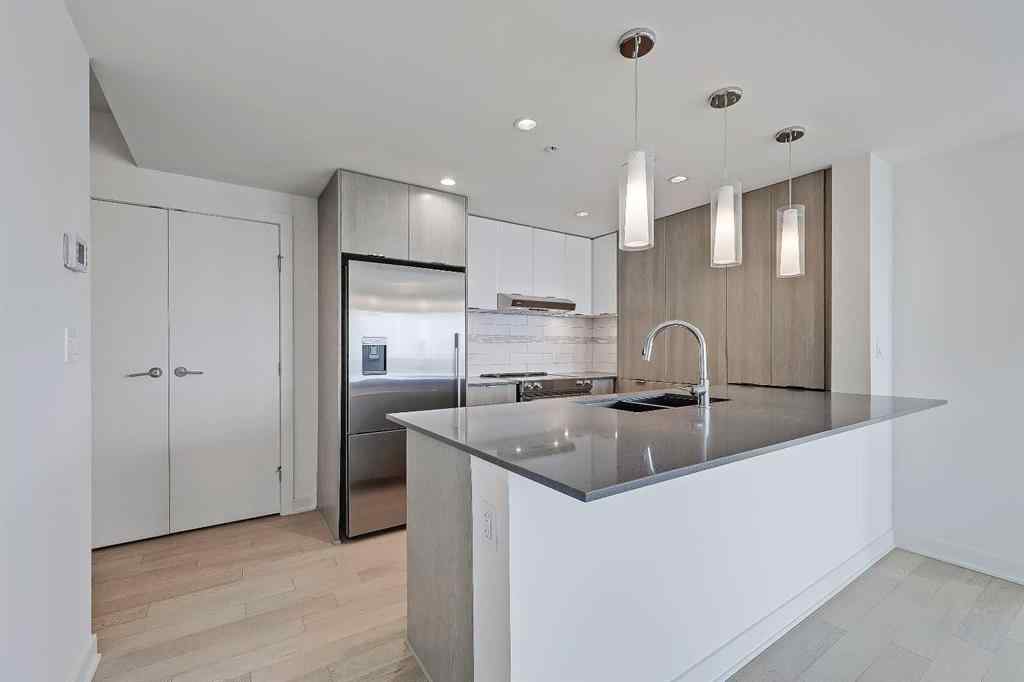 MLS® A2253683 - Unit #3206 930 6 Avenue SW in Downtown Commercial Core Calgary, Residential