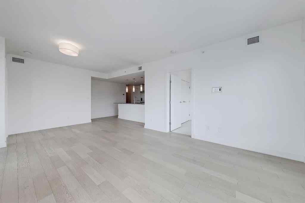 MLS® A2253683 - Unit #3206 930 6 Avenue SW in Downtown Commercial Core Calgary, Residential