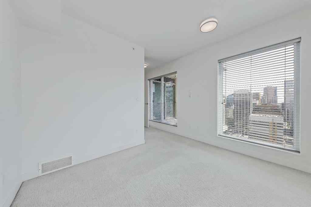 MLS® A2253683 - Unit #3206 930 6 Avenue SW in Downtown Commercial Core Calgary, Residential