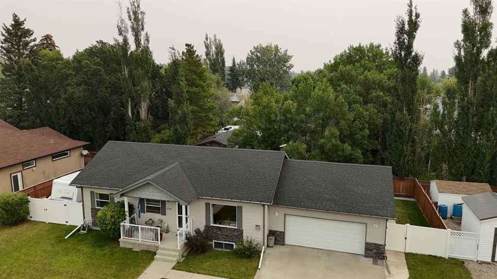 MLS® A2253684 - 215 Allen Crescent  in NONE Vulcan, Residential