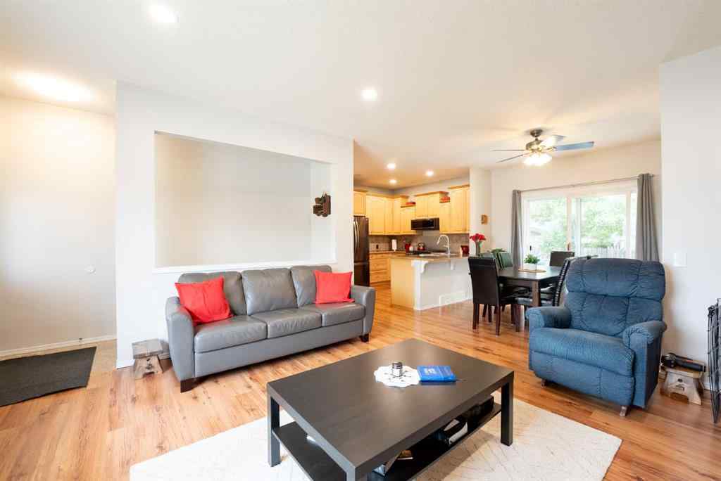 MLS® A2253684 - 215 Allen Crescent  in NONE Vulcan, Residential
