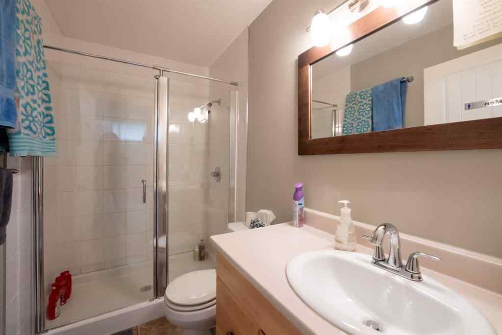 MLS® A2253684 - 215 Allen Crescent  in NONE Vulcan, Residential