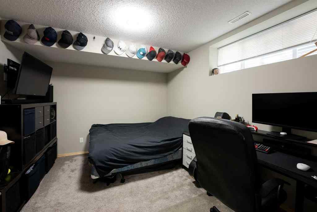 MLS® A2253684 - 215 Allen Crescent  in NONE Vulcan, Residential