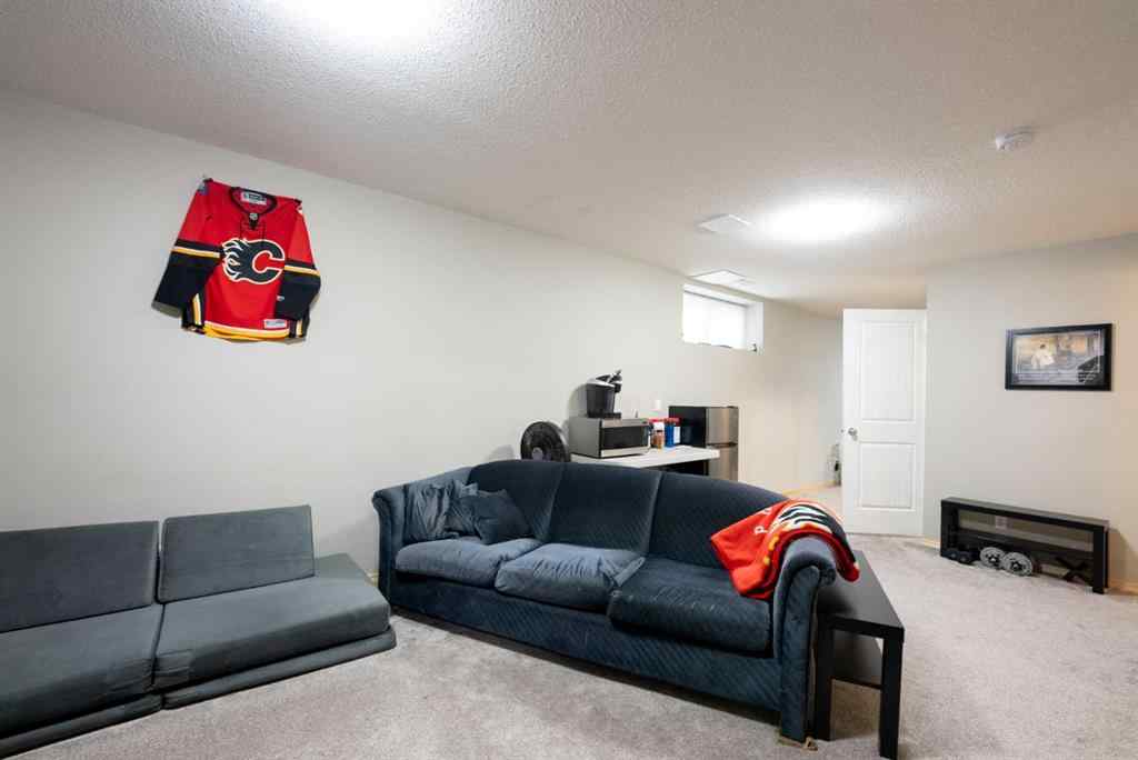MLS® A2253684 - 215 Allen Crescent  in NONE Vulcan, Residential