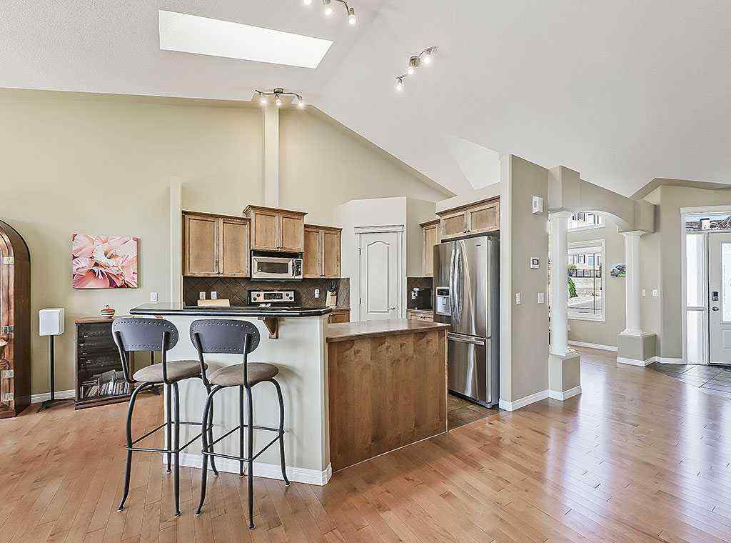 MLS® A2253685 - 427 Rocky Vista Gardens NW in Rocky Ridge Calgary, Residential