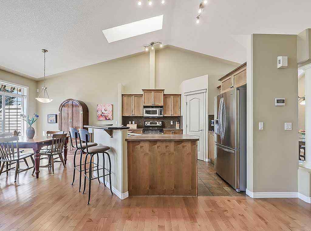 MLS® A2253685 - 427 Rocky Vista Gardens NW in Rocky Ridge Calgary, Residential