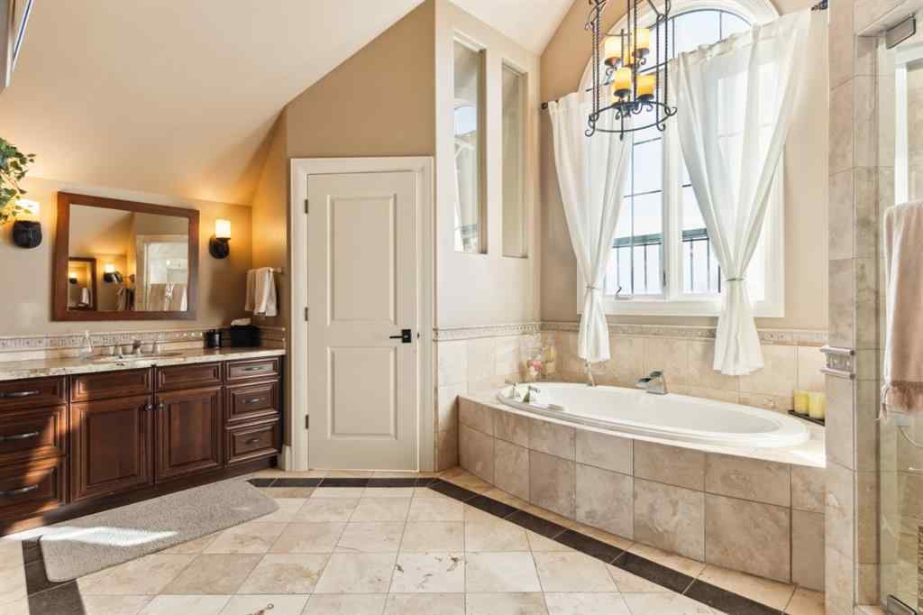 MLS® A2253691 - 2248 9 Avenue SE in Inglewood Calgary, Residential