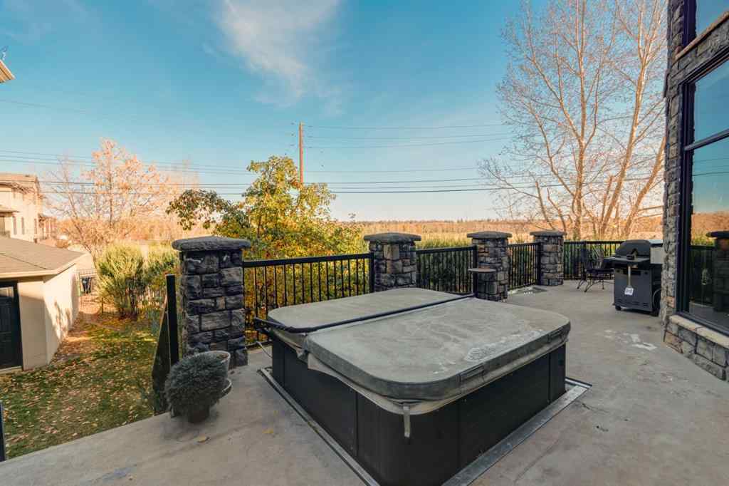 MLS® A2253691 - 2248 9 Avenue SE in Inglewood Calgary, Residential