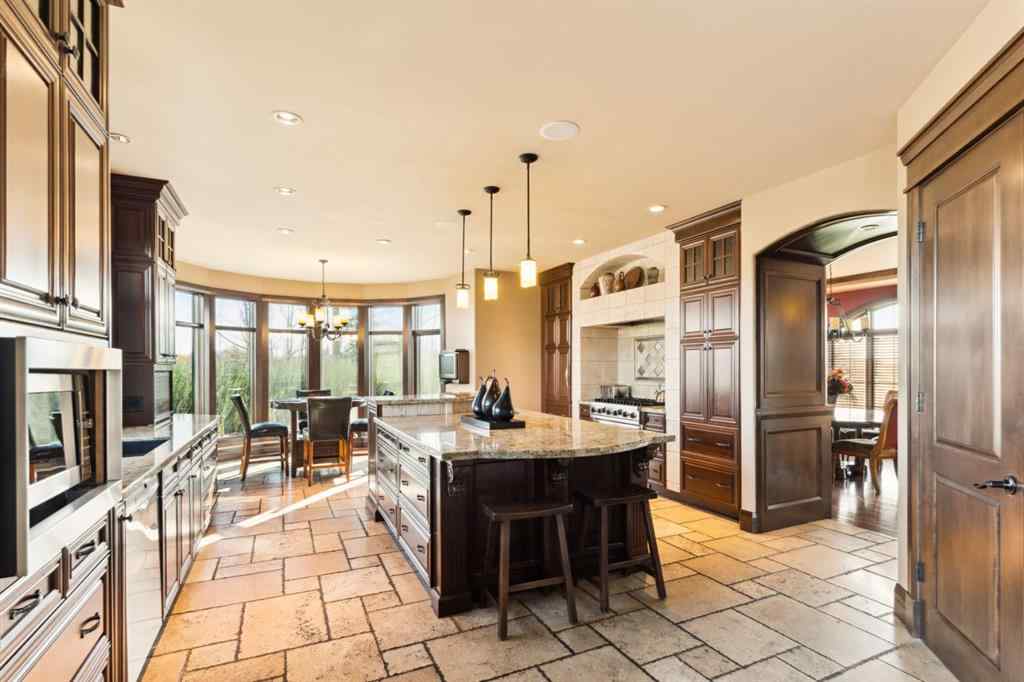 MLS® A2253691 - 2248 9 Avenue SE in Inglewood Calgary, Residential