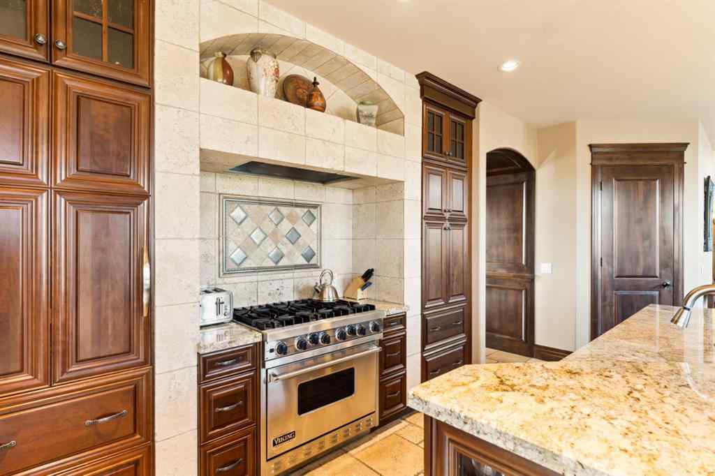 MLS® A2253691 - 2248 9 Avenue SE in Inglewood Calgary, Residential