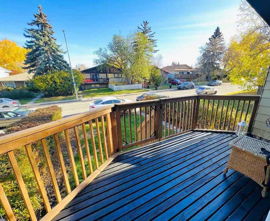 MLS® A2253693 - 7825A 33 Avenue NW in Bowness Calgary, Residential