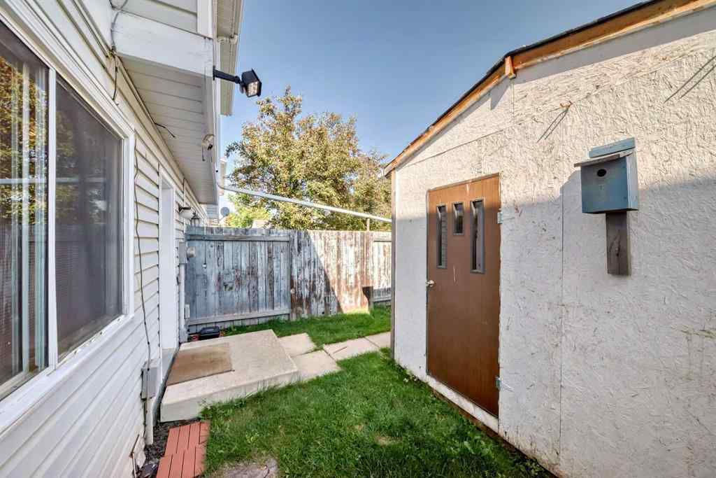 MLS® A2253696 - 41 Edis Close  in Eastview Estates Red Deer, Residential
