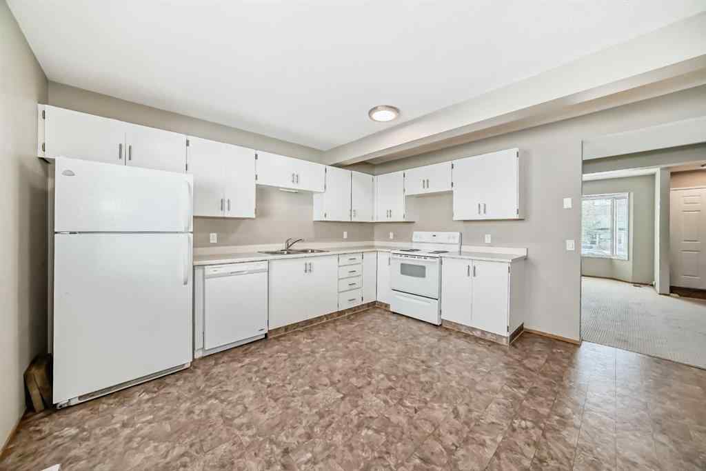 MLS® A2253696 - 41 Edis Close  in Eastview Estates Red Deer, Residential