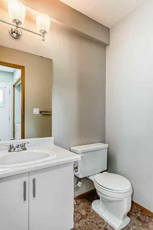 MLS® A2253696 - 41 Edis Close  in Eastview Estates Red Deer, Residential