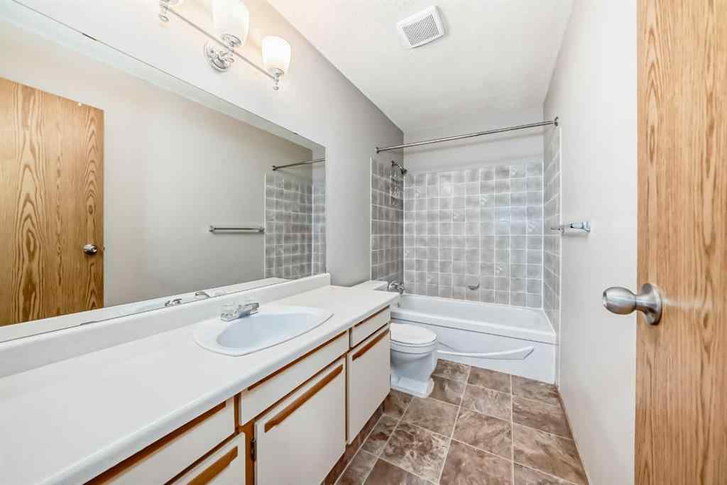 MLS® A2253696 - 41 Edis Close  in Eastview Estates Red Deer, Residential