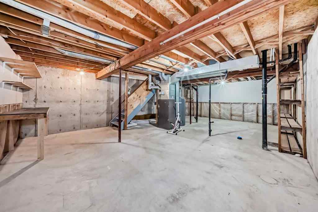 MLS® A2253696 - 41 Edis Close  in Eastview Estates Red Deer, Residential