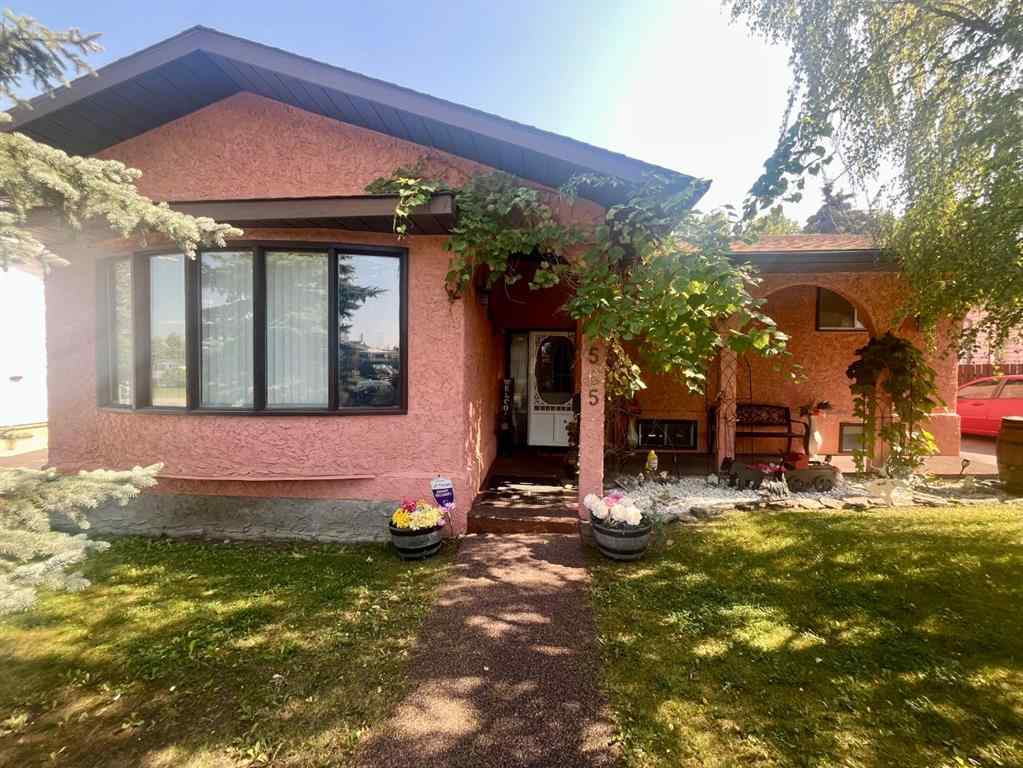MLS® A2253704 - 565 Mountain Street  in Mountain View Hinton, Residential